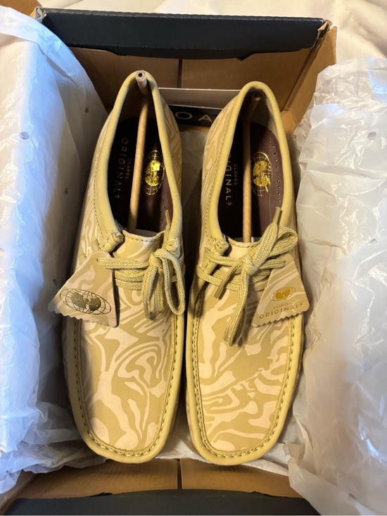 Clarks Other - Clarks wallabies wu wear!
